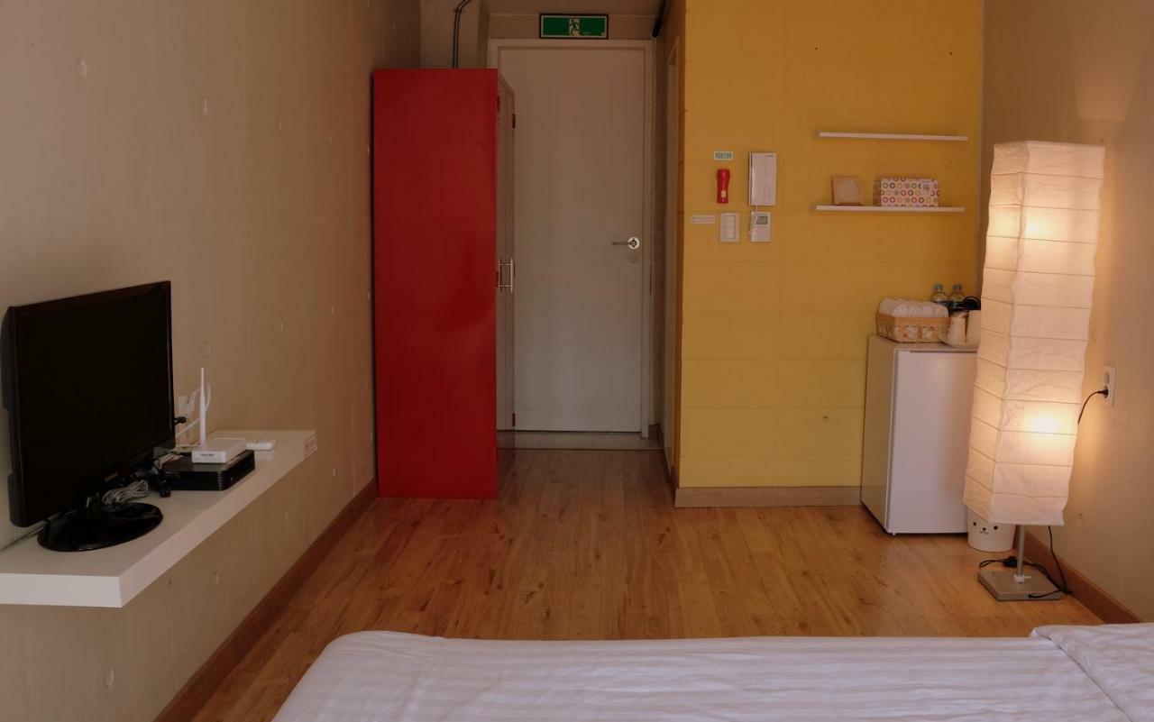 Atelier Hostel Suncheon Buitenkant foto